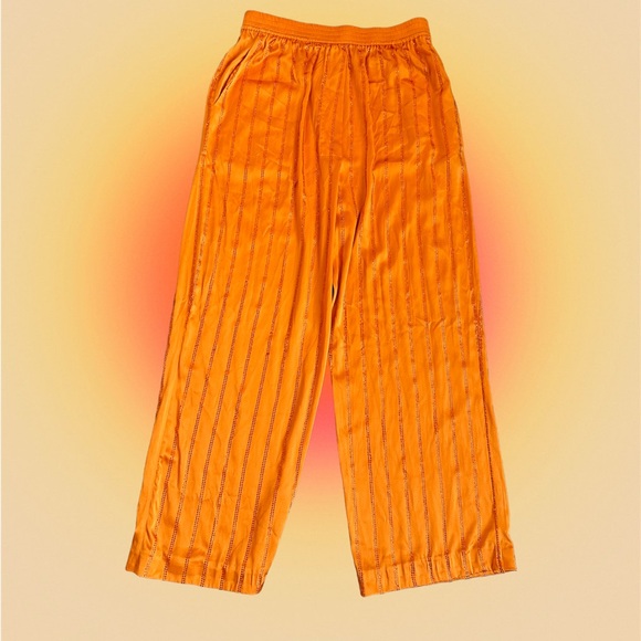 FillesApapa Orange Silk Set - Picture 3 of 6